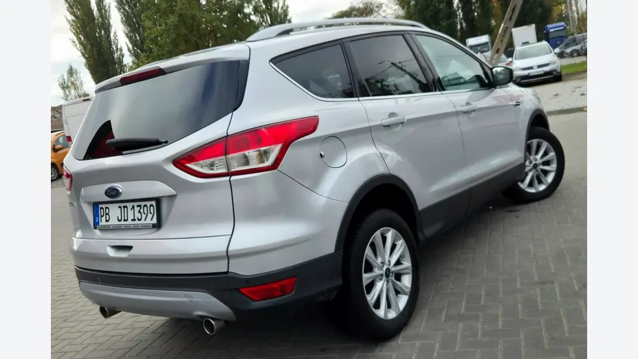 FORD Kuga -