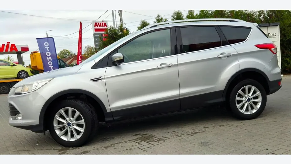 FORD Kuga -