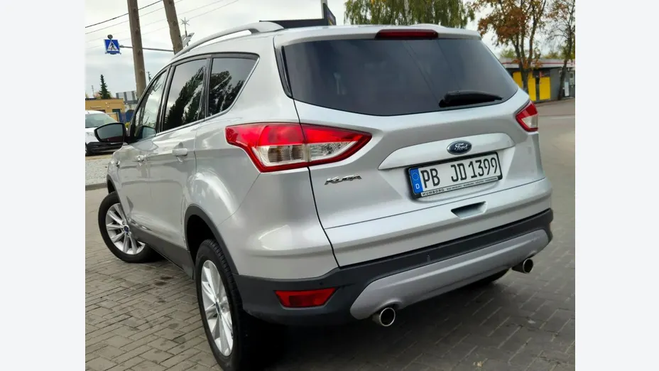 FORD Kuga -