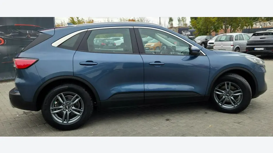 FORD Kuga -