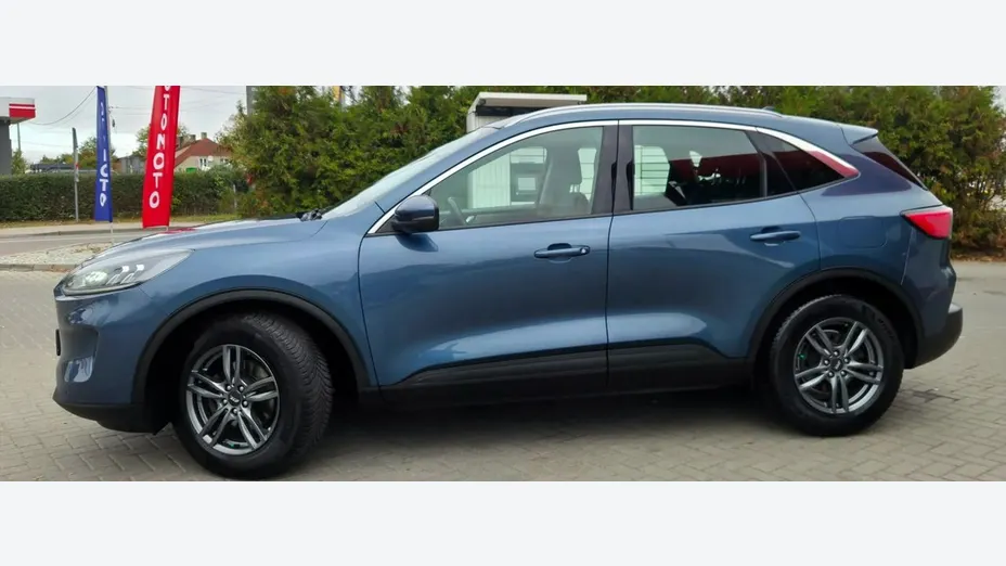 FORD Kuga -