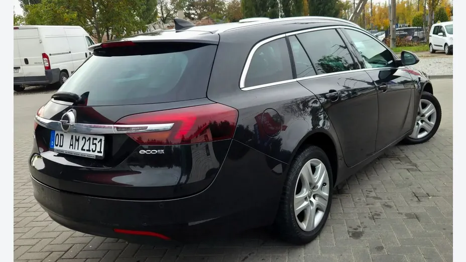 OPEL Insignia -