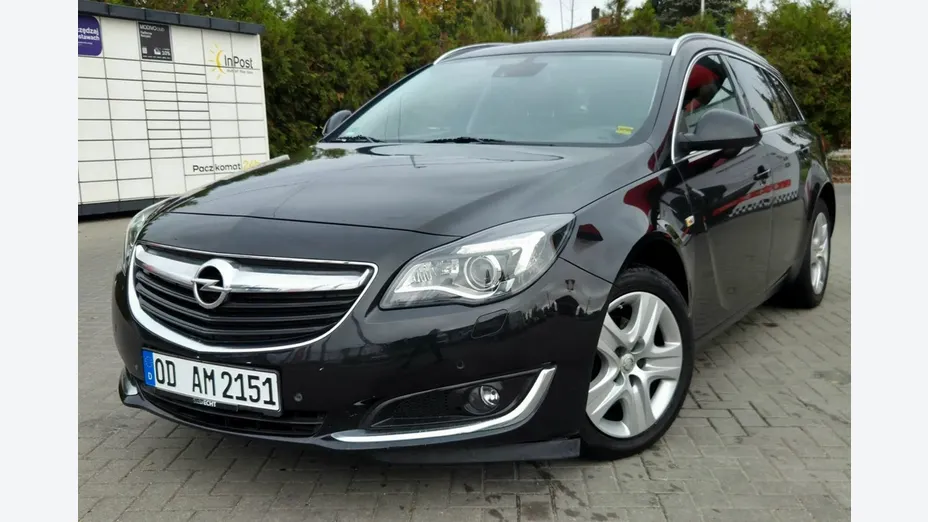 OPEL Insignia -