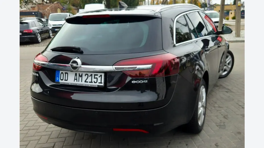 OPEL Insignia -