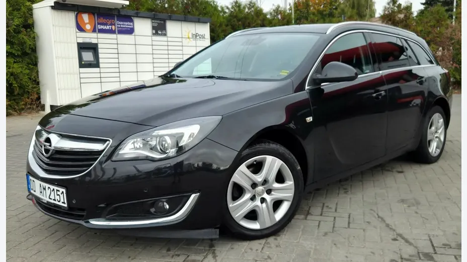 OPEL Insignia -