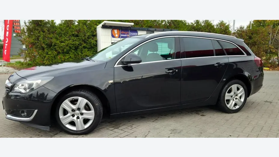 OPEL Insignia -