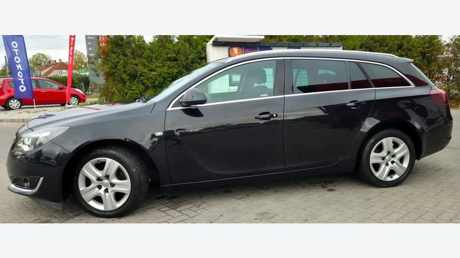 OPEL Insignia -