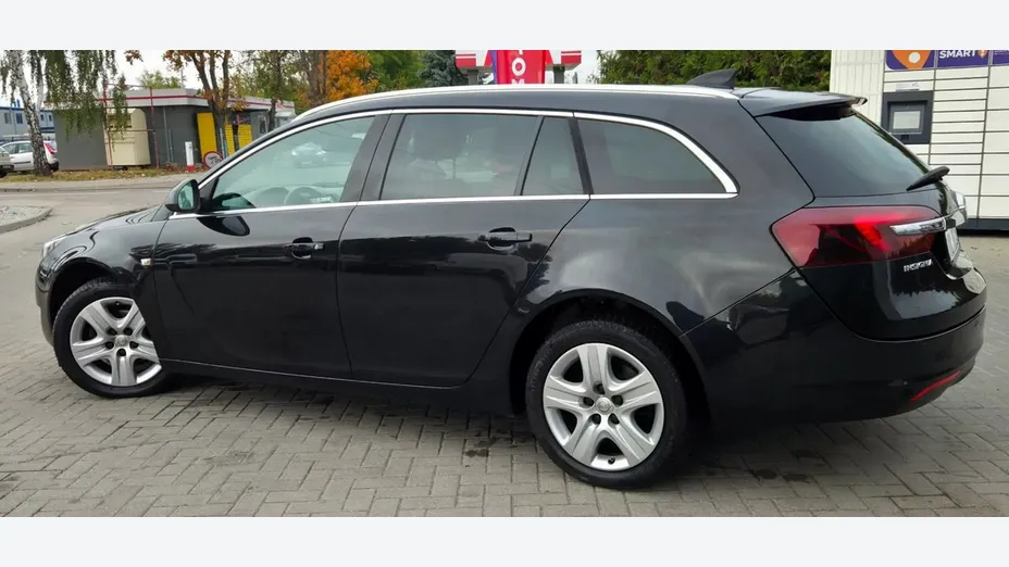 OPEL Insignia -