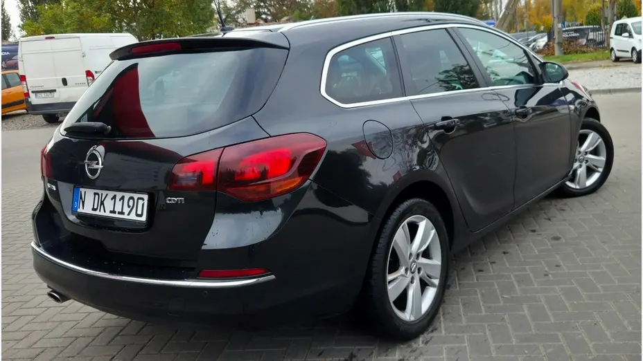 OPEL Astra -
