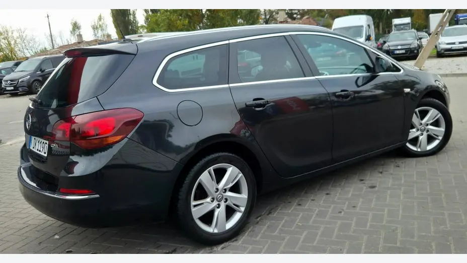 OPEL Astra -