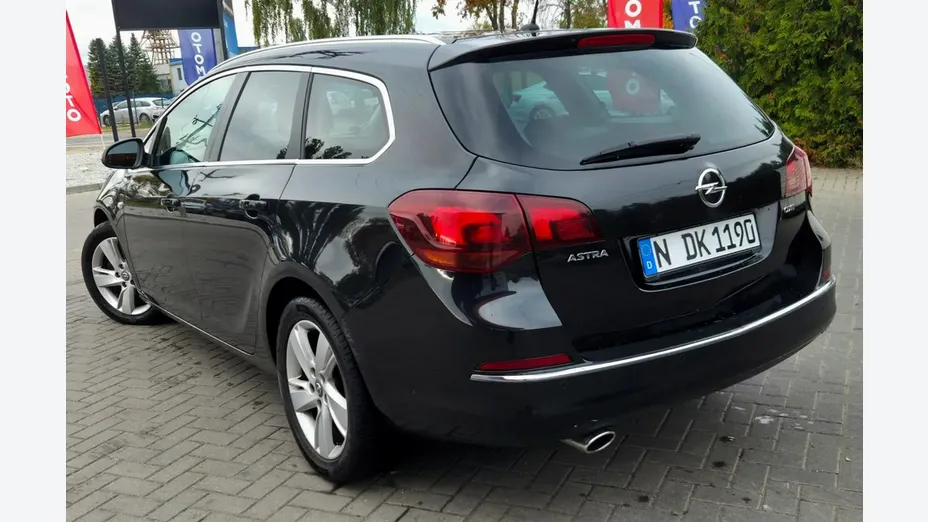 OPEL Astra -