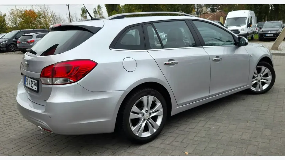 CHEVROLET Cruze -