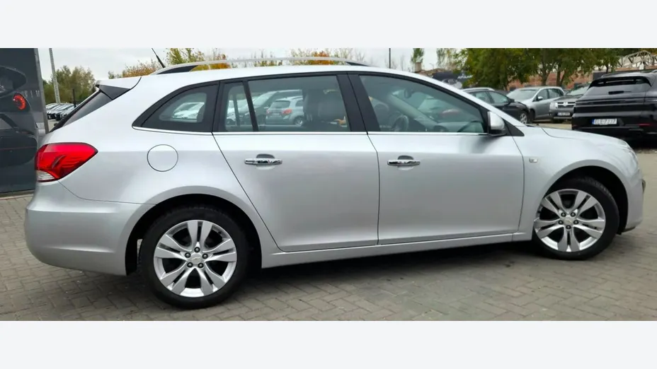 CHEVROLET Cruze -