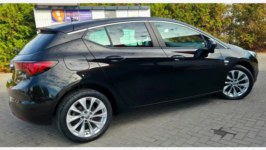 OPEL Astra -