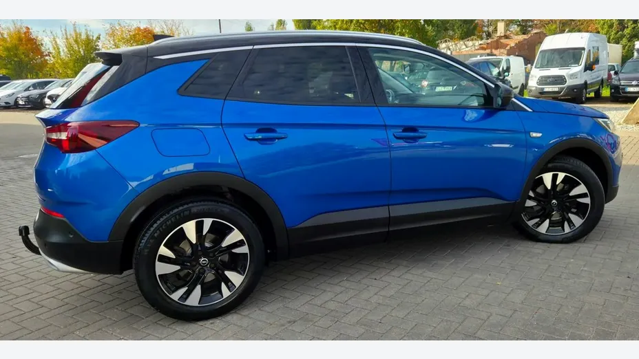 OPEL Grandland X -