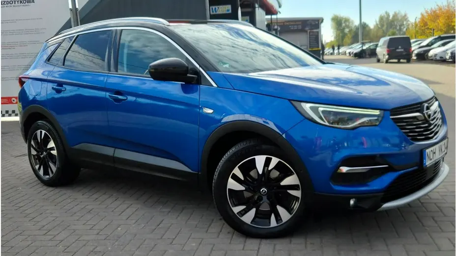 OPEL Grandland X -