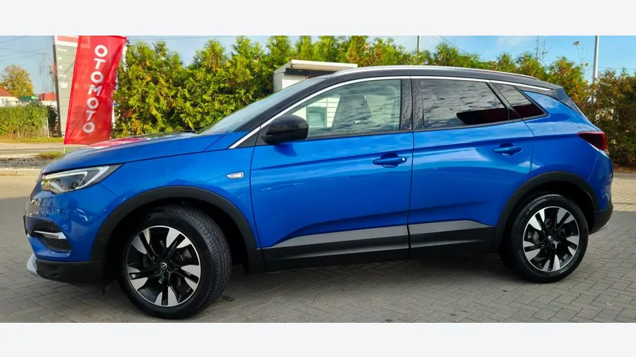OPEL Grandland X -