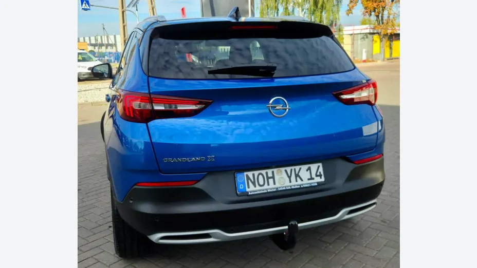 OPEL Grandland X -