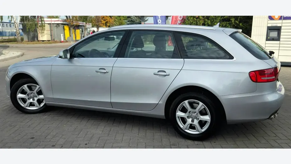 AUDI A4 Avant -
