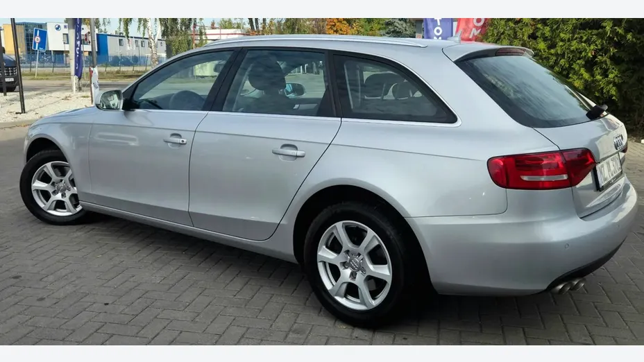 AUDI A4 Avant -