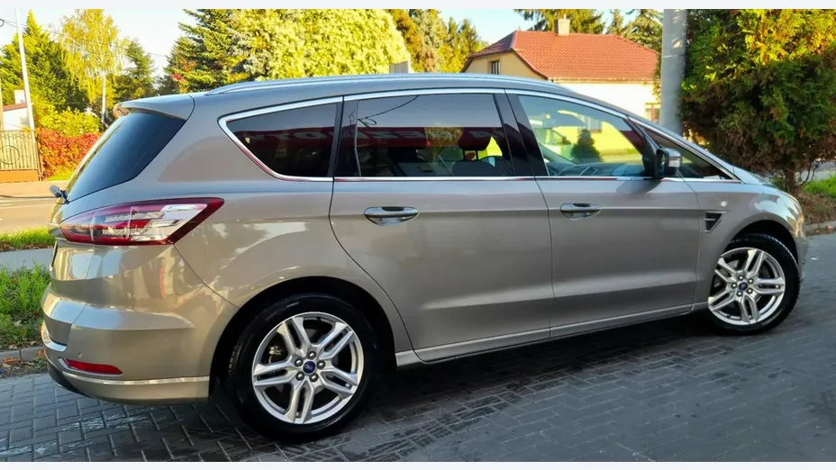 FORD S-MAX -