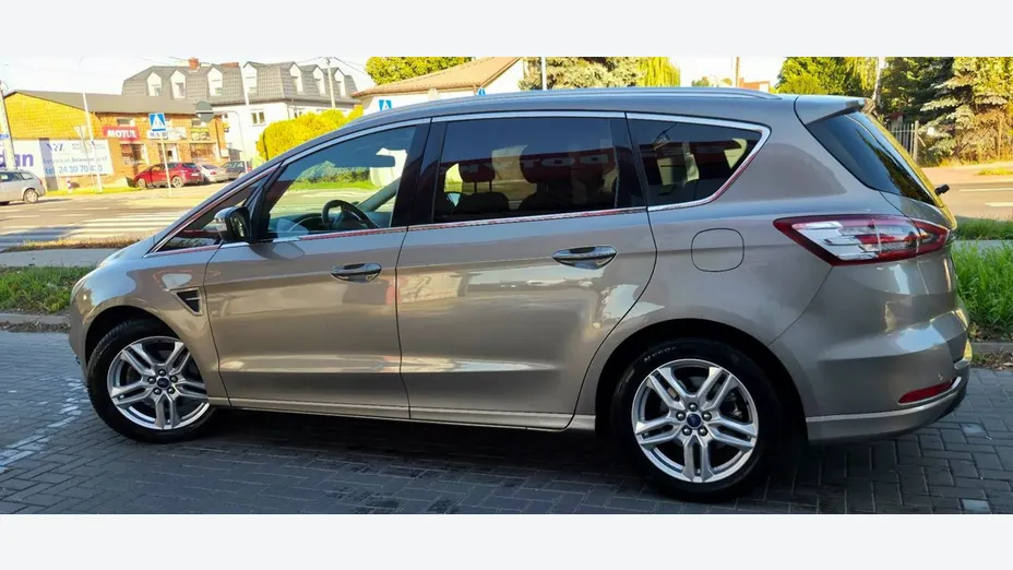 FORD S-MAX -
