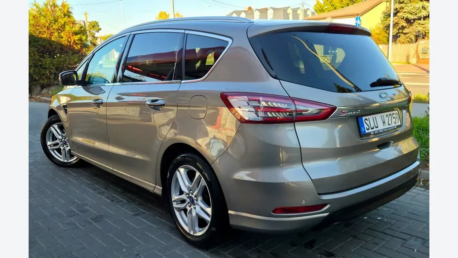 FORD S-MAX -