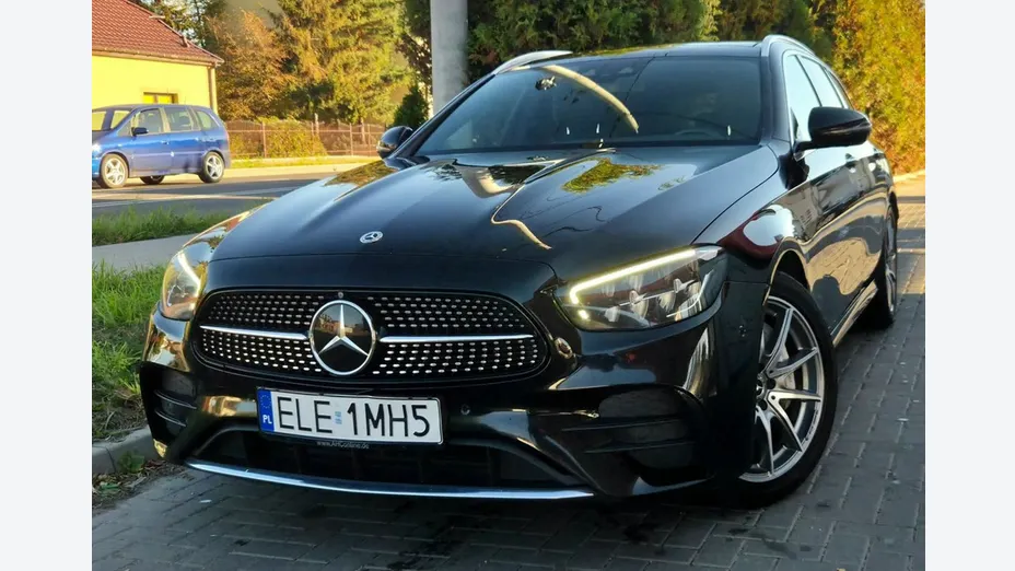 MERCEDES-BENZ E Klasa -