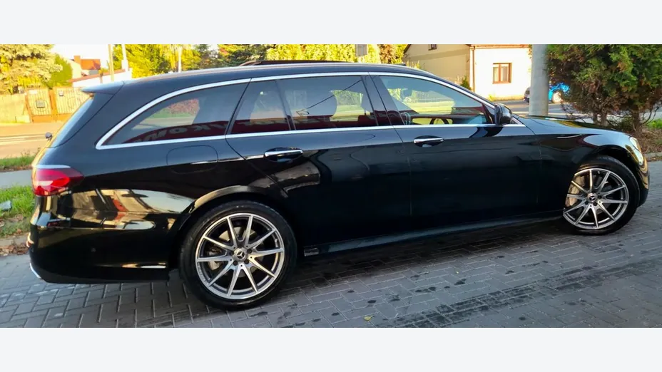 MERCEDES-BENZ E Klasa -