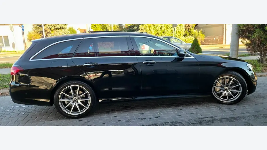 MERCEDES-BENZ E Klasa -