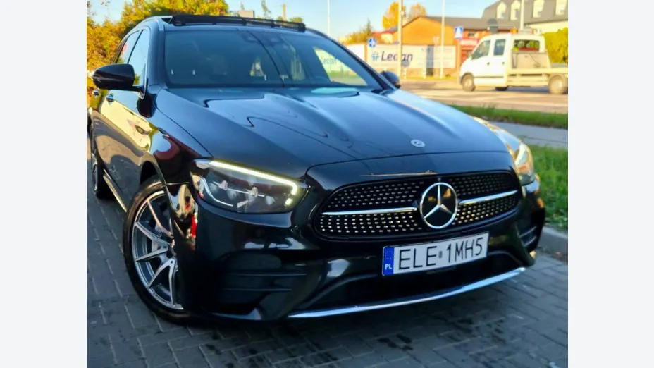 MERCEDES-BENZ E Klasa -