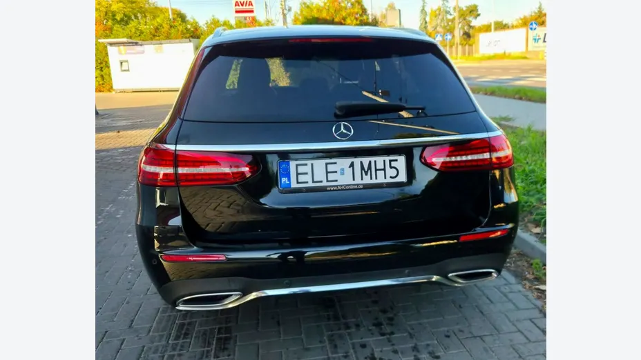 MERCEDES-BENZ E Klasa -