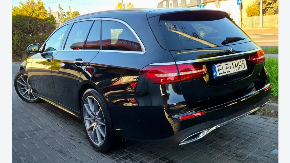 MERCEDES-BENZ E Klasa -