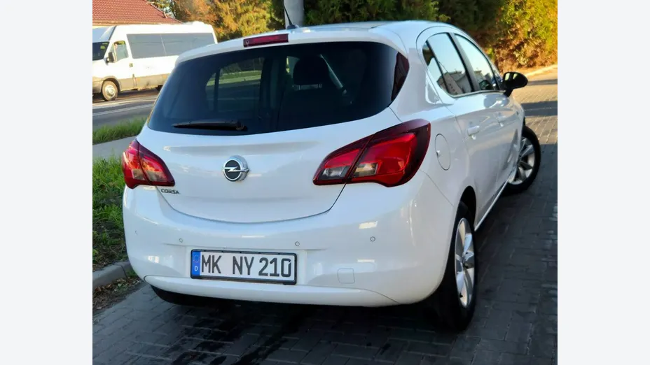 OPEL Corsa -