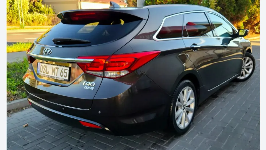 HYUNDAI i40 -