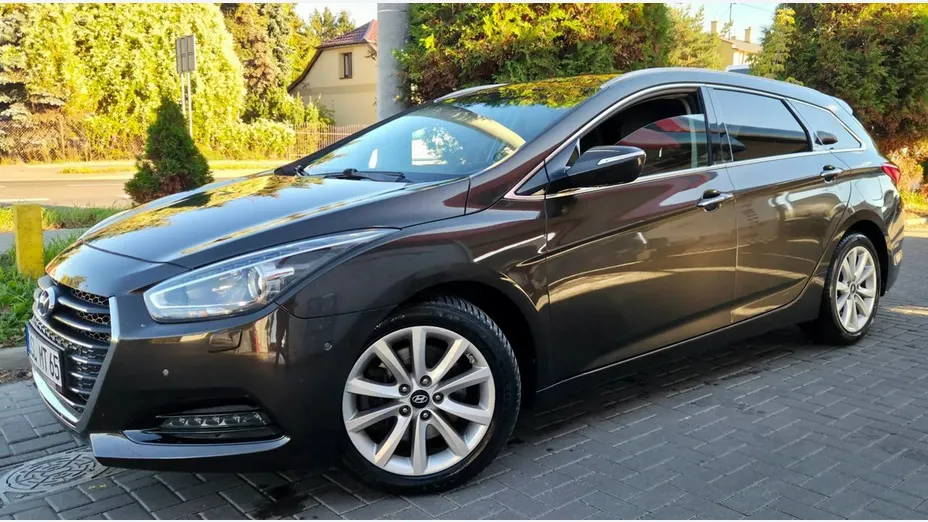 HYUNDAI i40 -