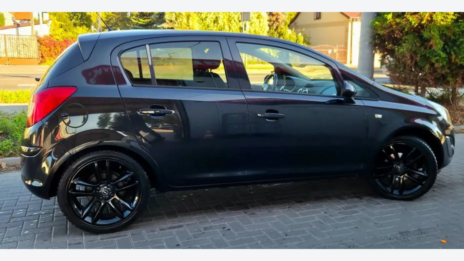 OPEL Corsa -