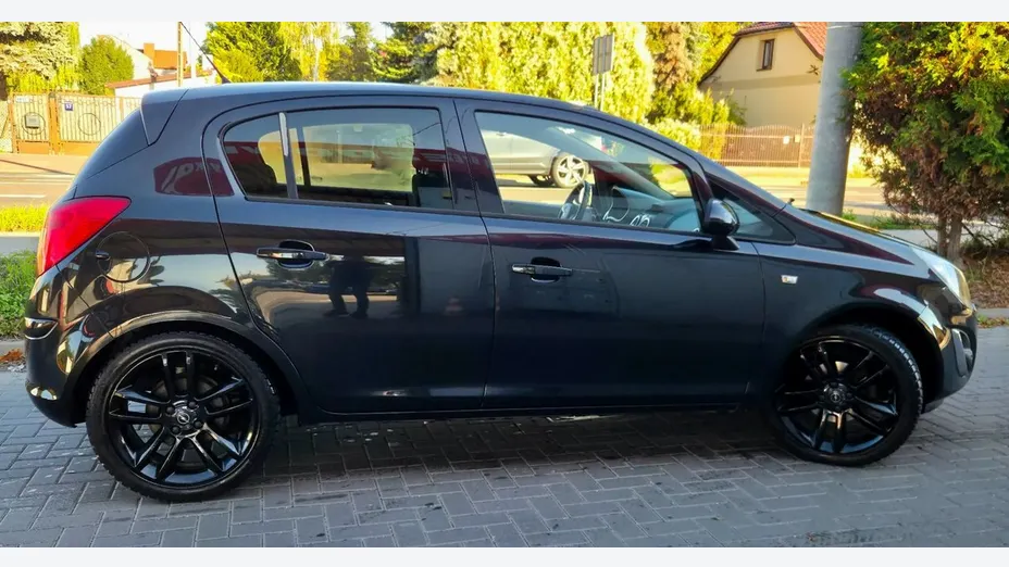 OPEL Corsa -