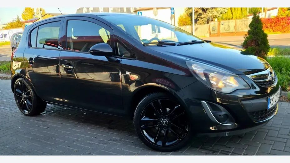 OPEL Corsa -