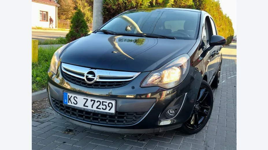 OPEL Corsa -