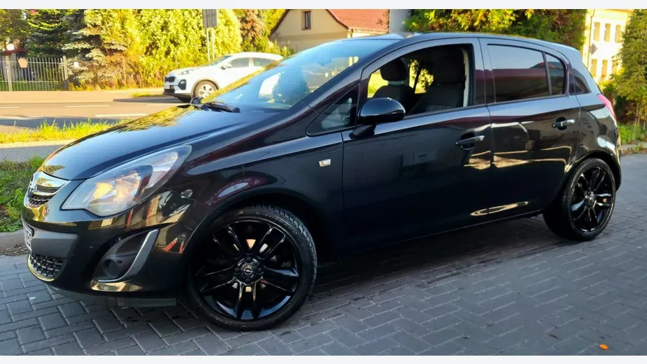 OPEL Corsa -