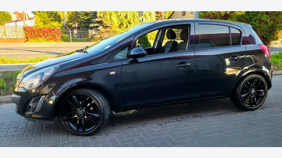 OPEL Corsa -