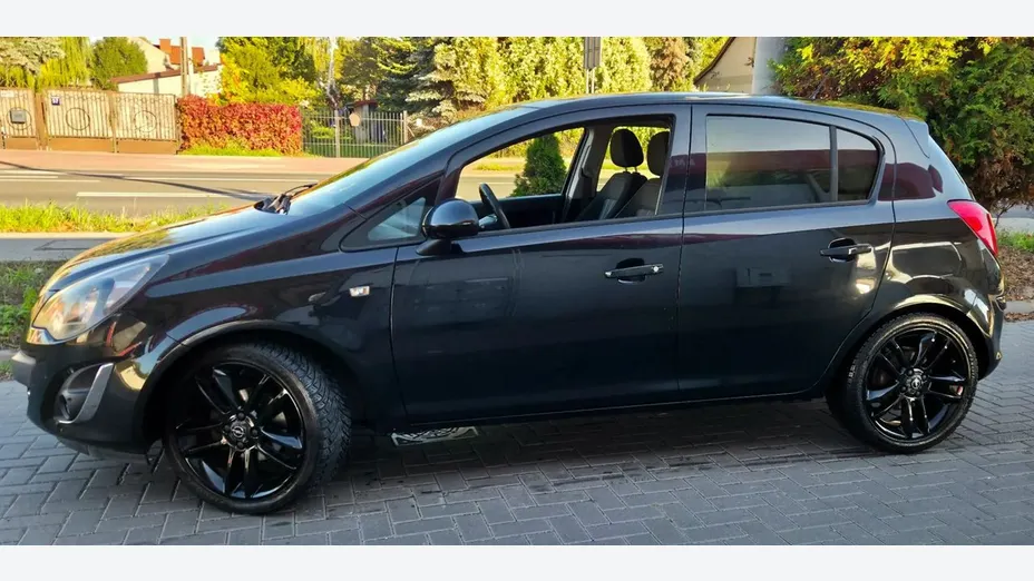 OPEL Corsa -