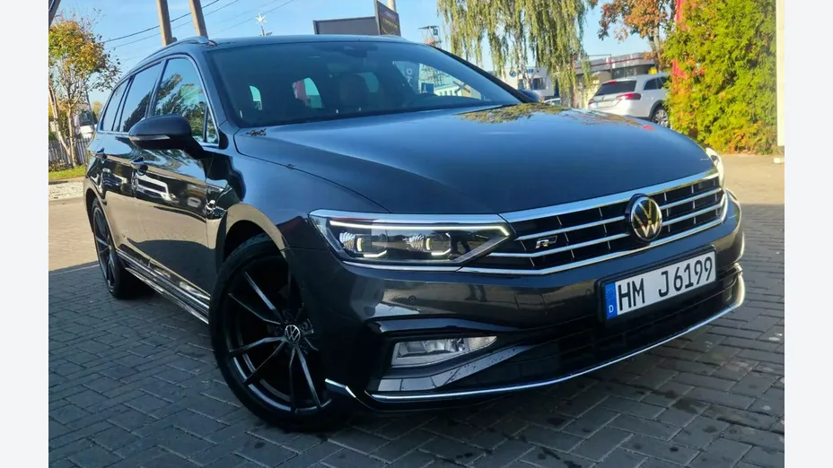 VOLKSWAGEN Passat -