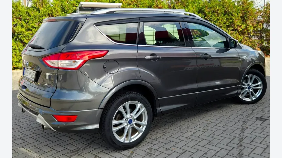 FORD Kuga -