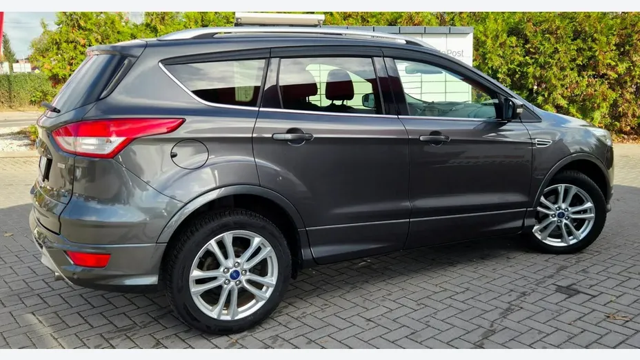 FORD Kuga -