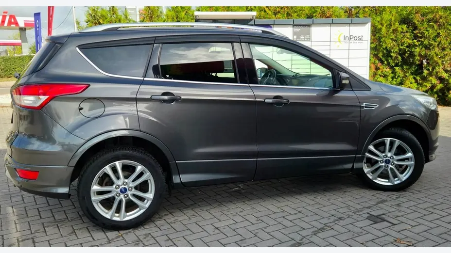 FORD Kuga -