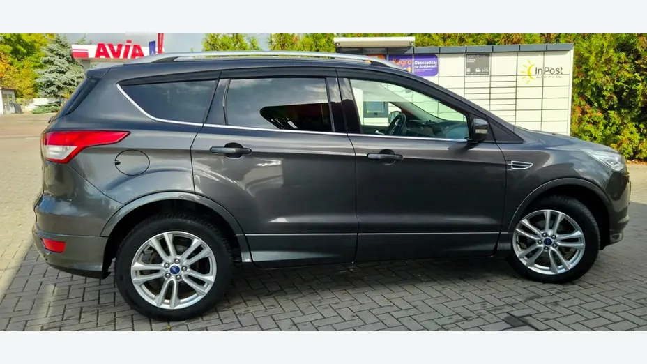 FORD Kuga -