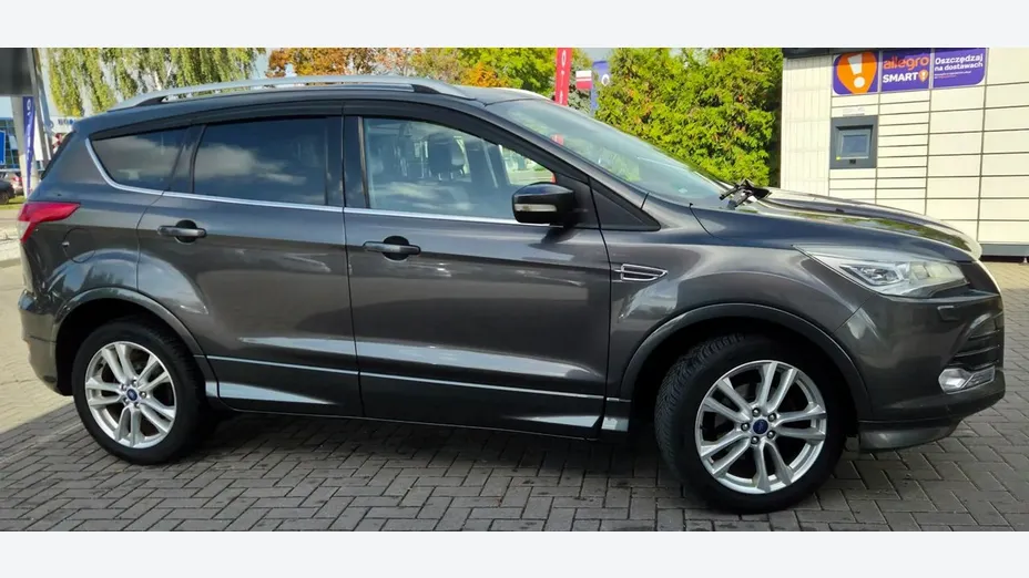 FORD Kuga -