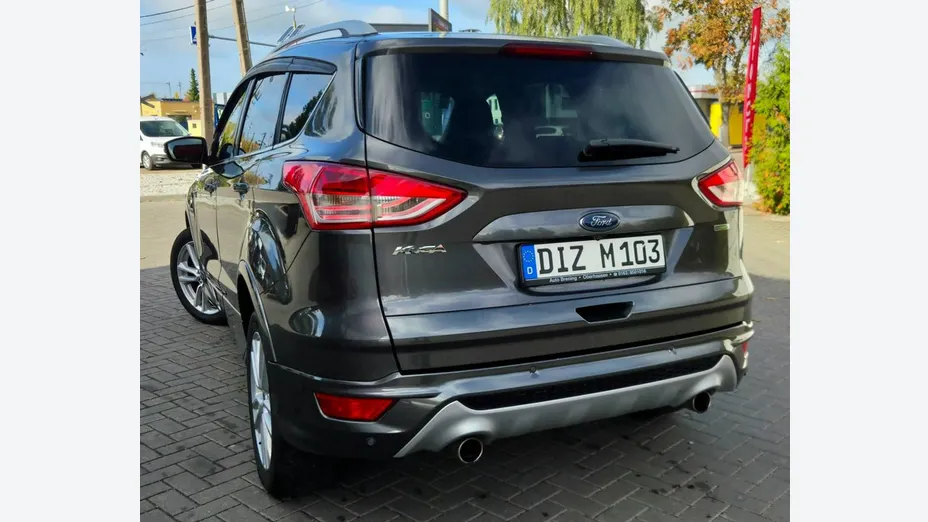 FORD Kuga -